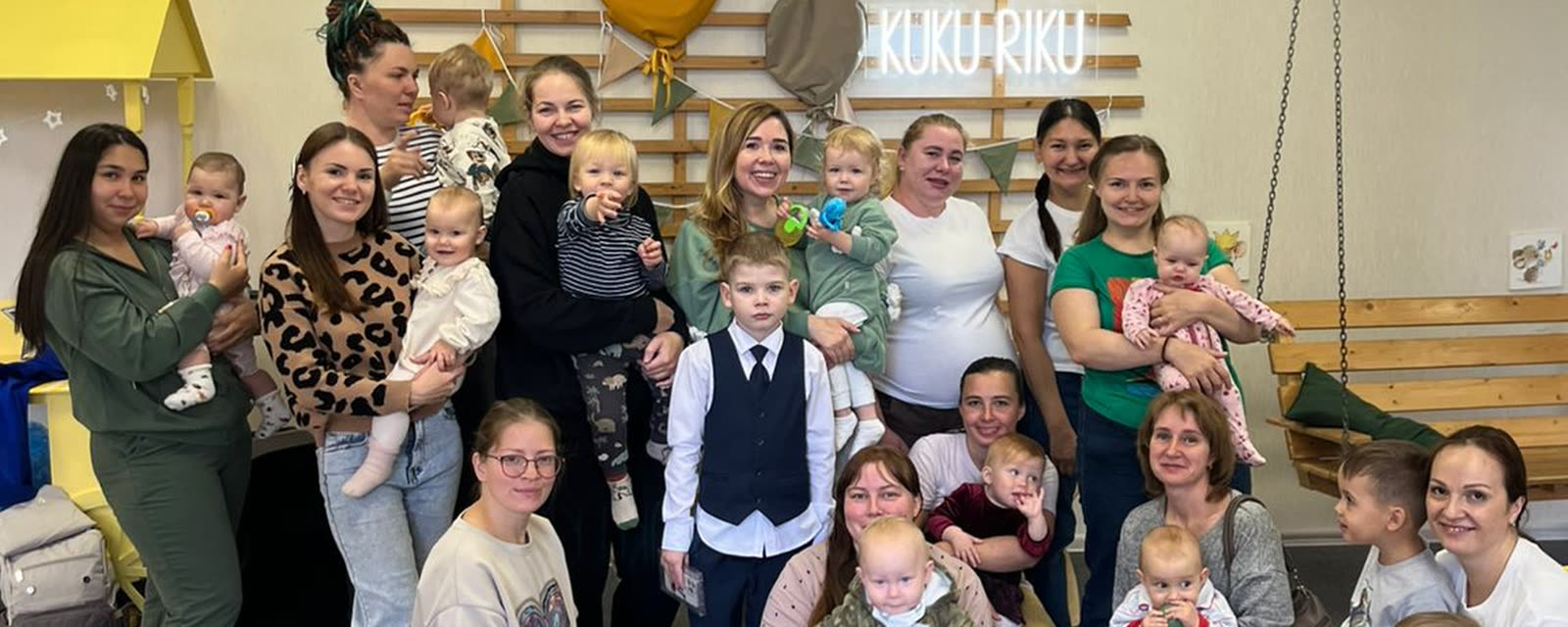 Мамы с детьми на встрече клуба в Екатеринбурге
